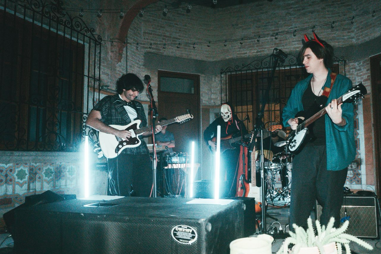 CASA MORELOS HALLOWEEN 2025